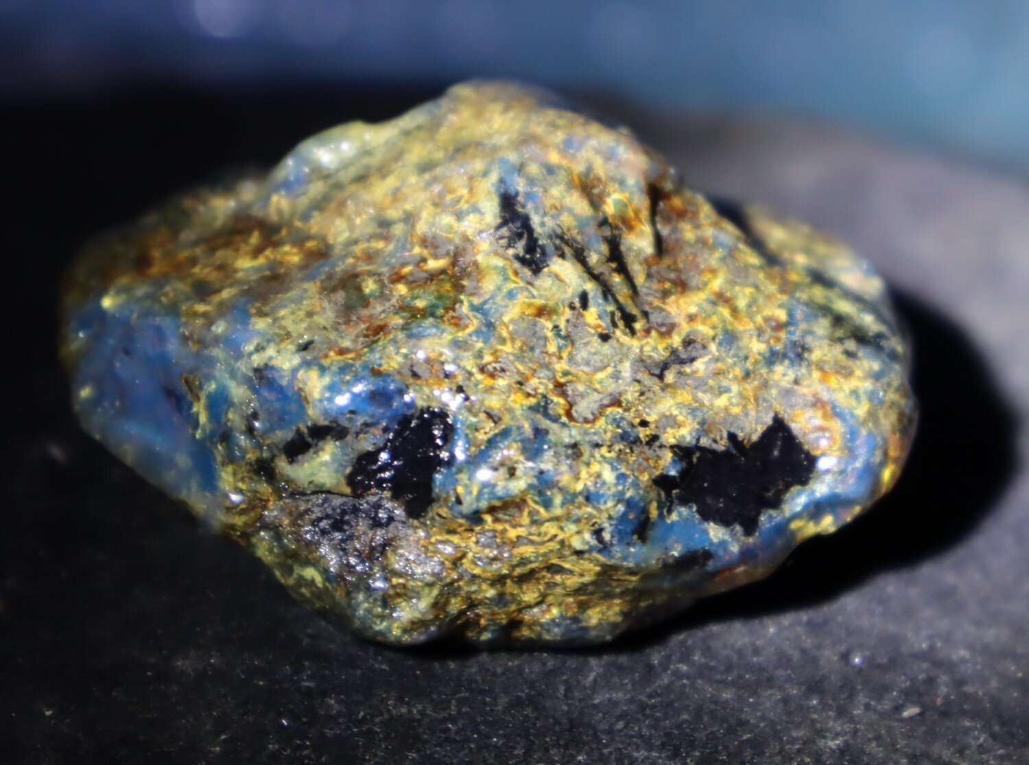 Beautiful Natural Dominican Translucent Sky Blue Amber Rough Specimen 58mm 42.5g – photo 6