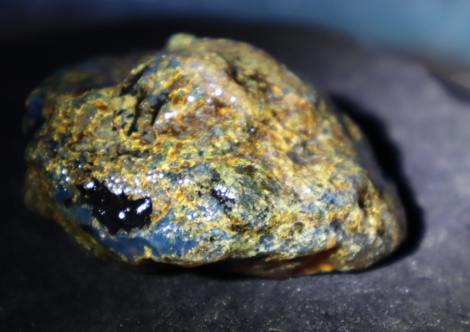 Beautiful Natural Dominican Translucent Sky Blue Amber Rough Specimen 58mm 42.5g – photo 7
