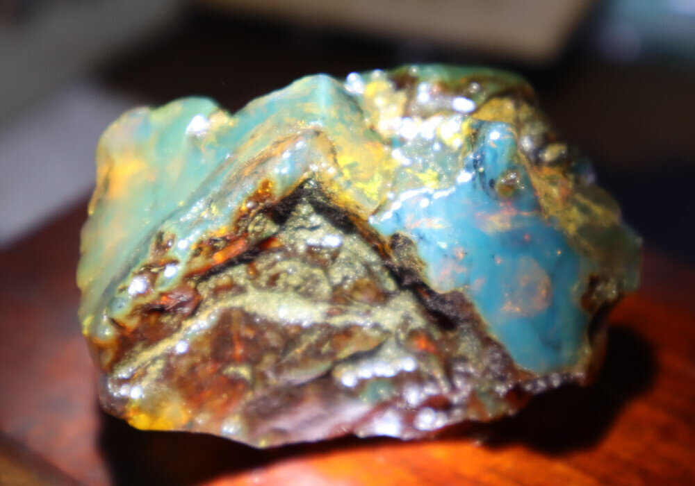Outstanding Natural Dominican Clear Yellow Blue Amber Rough Specimen 52mm 35.3g – photo 7