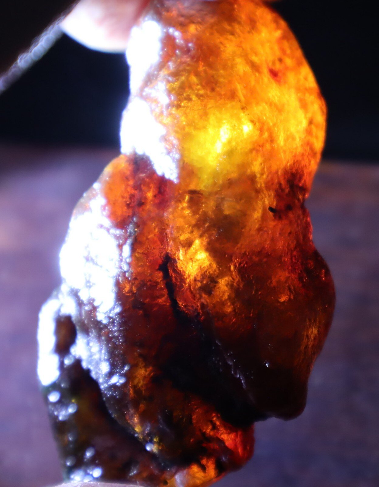 Exquisite Natural Dominican Clear Volcanic Blue Amber Rough Specimen 70mm 30g – photo 14
