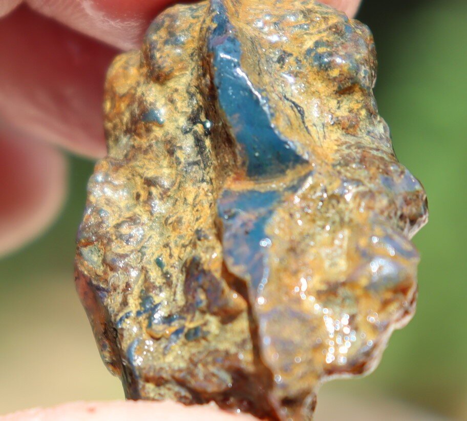 Beautiful Natural Dominican Clear Sky Blue Amber Rough Specimen 43mm 8g – photo 10