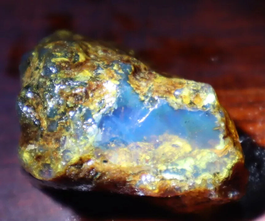 Natural Dominican Crystal Clear Sky Blue Amber Rough Specimen 42mm 14.3g – photo 3