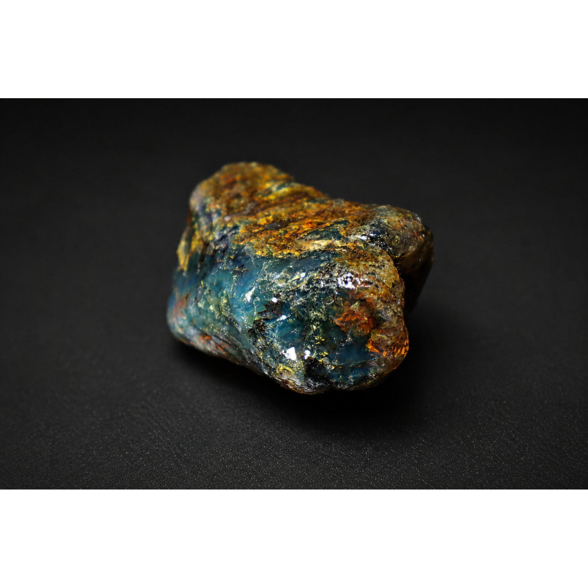 Clear green blue Natural Dominican Amber rough Specimen 52 mm – photo 3
