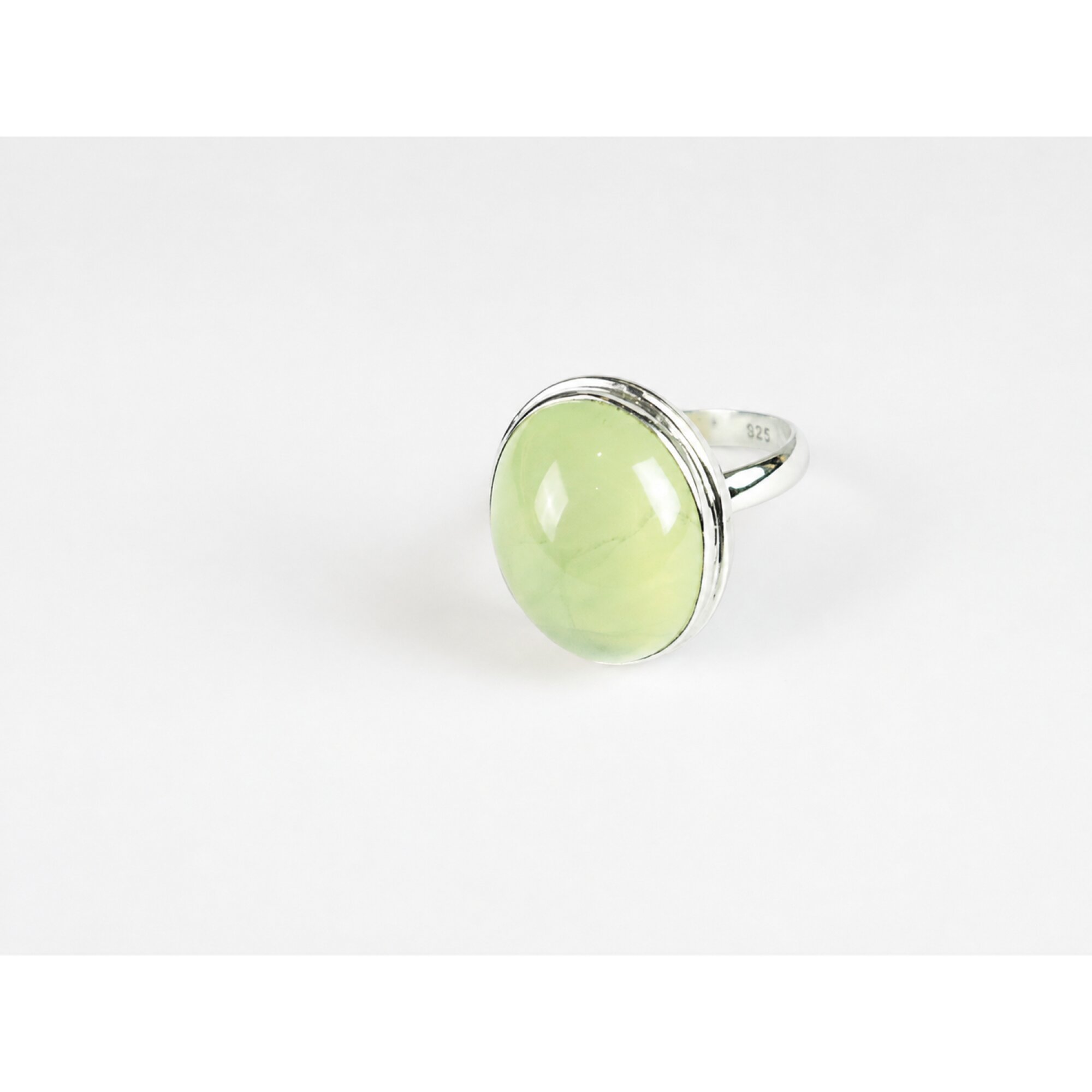Clear light green Prehnite oval 925 Sterling Silver Ring Size 8.00 – photo 5