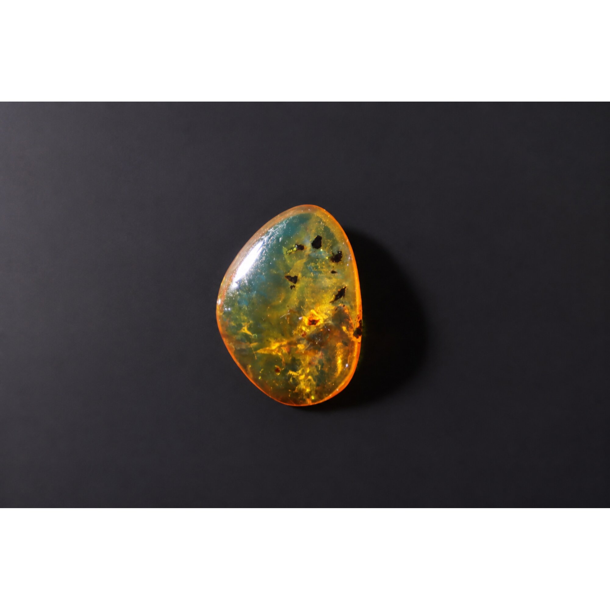 Clear green yellow Natural Dominican Amber teardrop Polished Stone 25 mm – photo 5