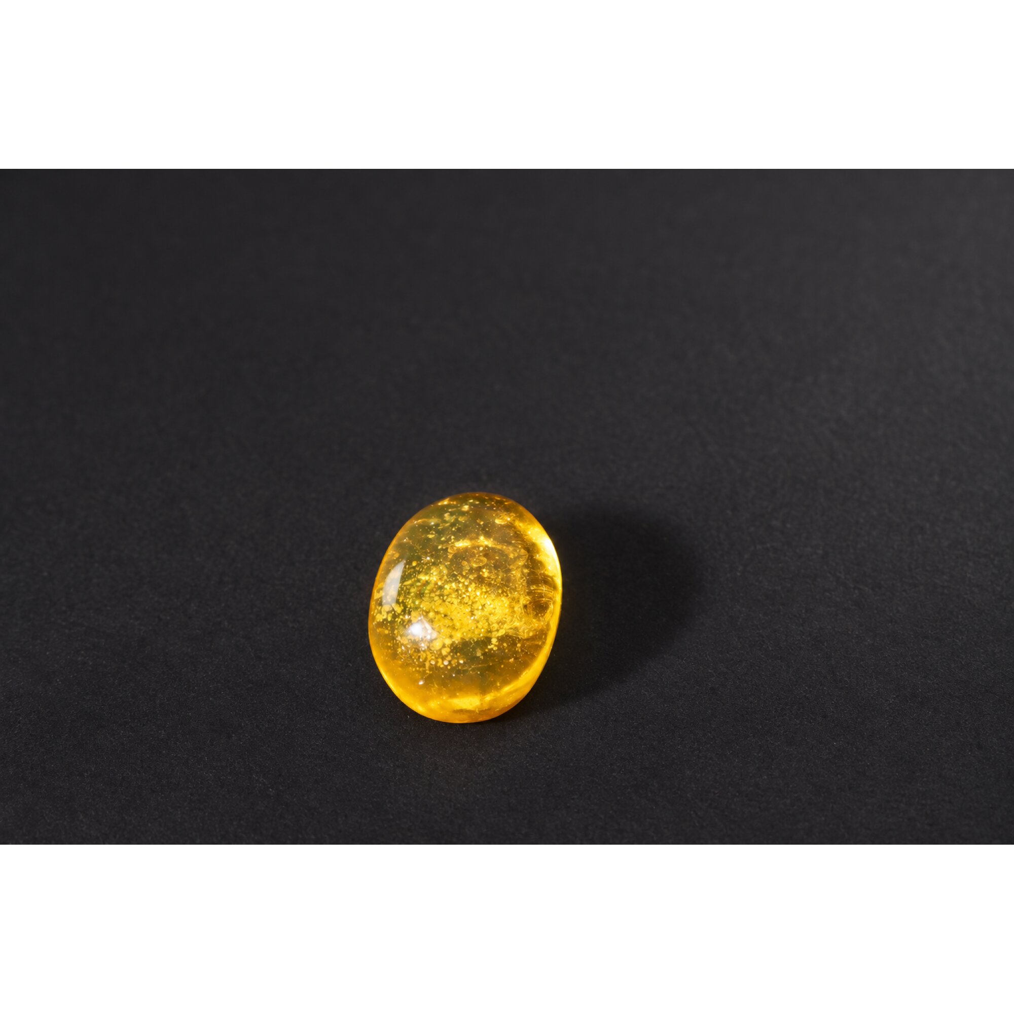 Genuine yellow Dominican amber stone Insect 19mm – photo 9