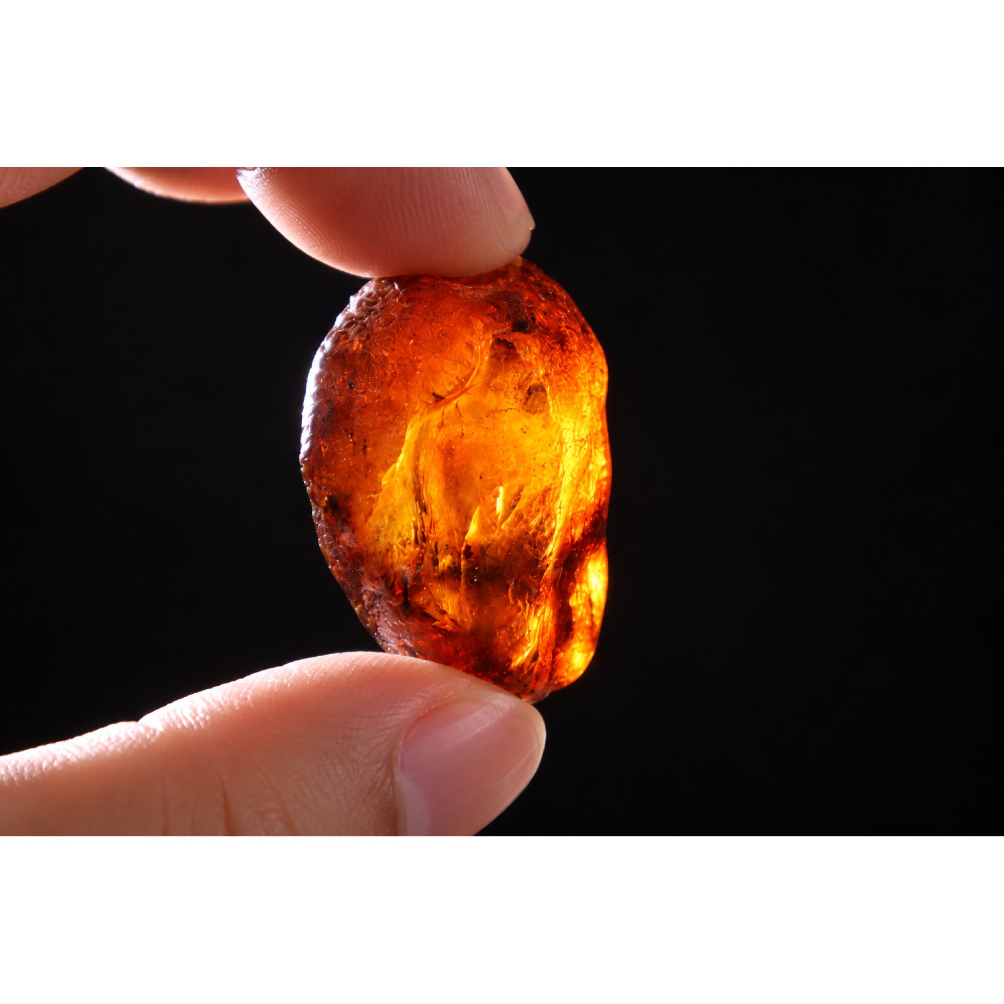 Genuine deep sea blue rough specimen Dominican amber 10.6g – photo 13