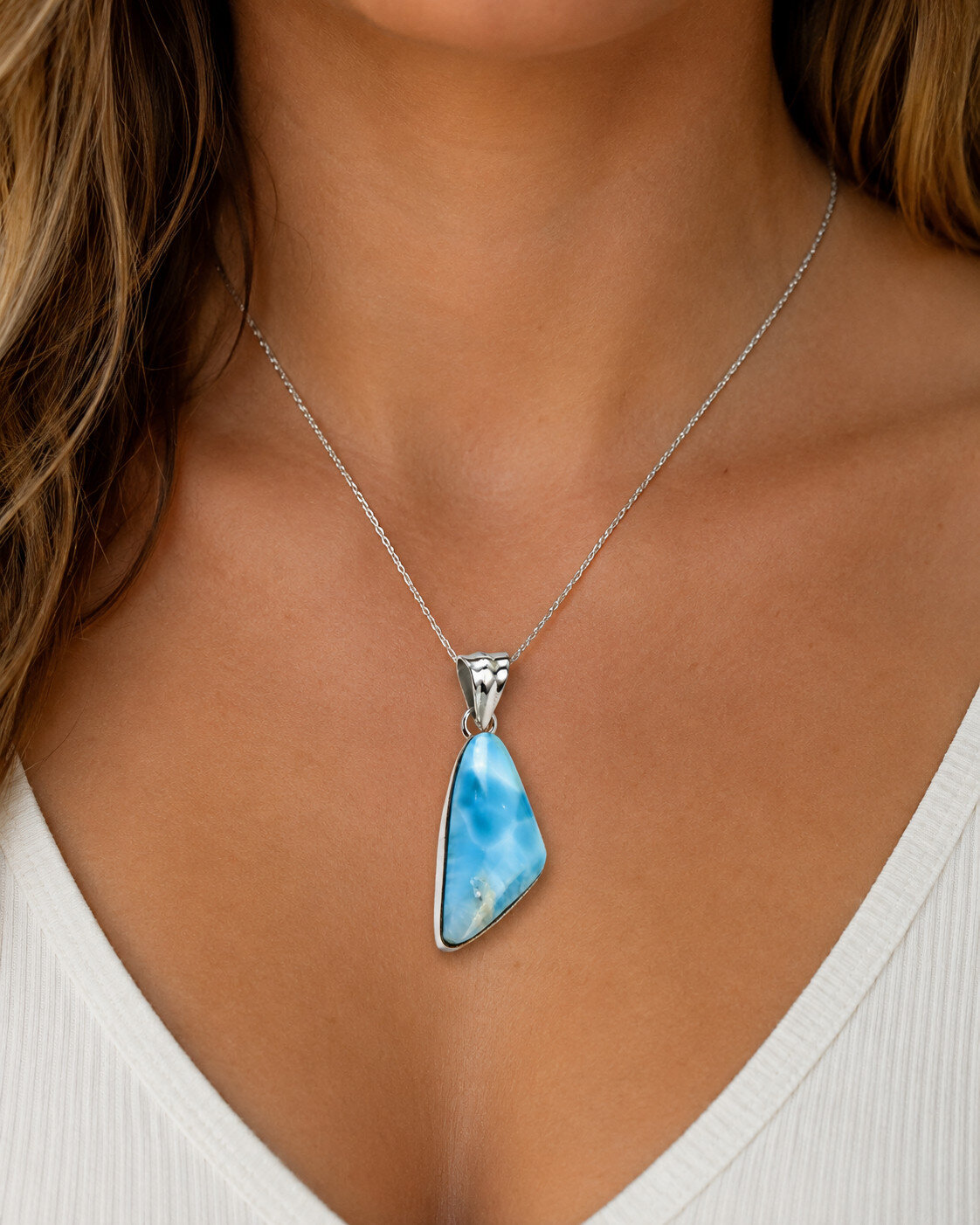 Charming Design Natural Sky Blue Larimar .925 Sterling Silver Pendant 36mm – photo 2