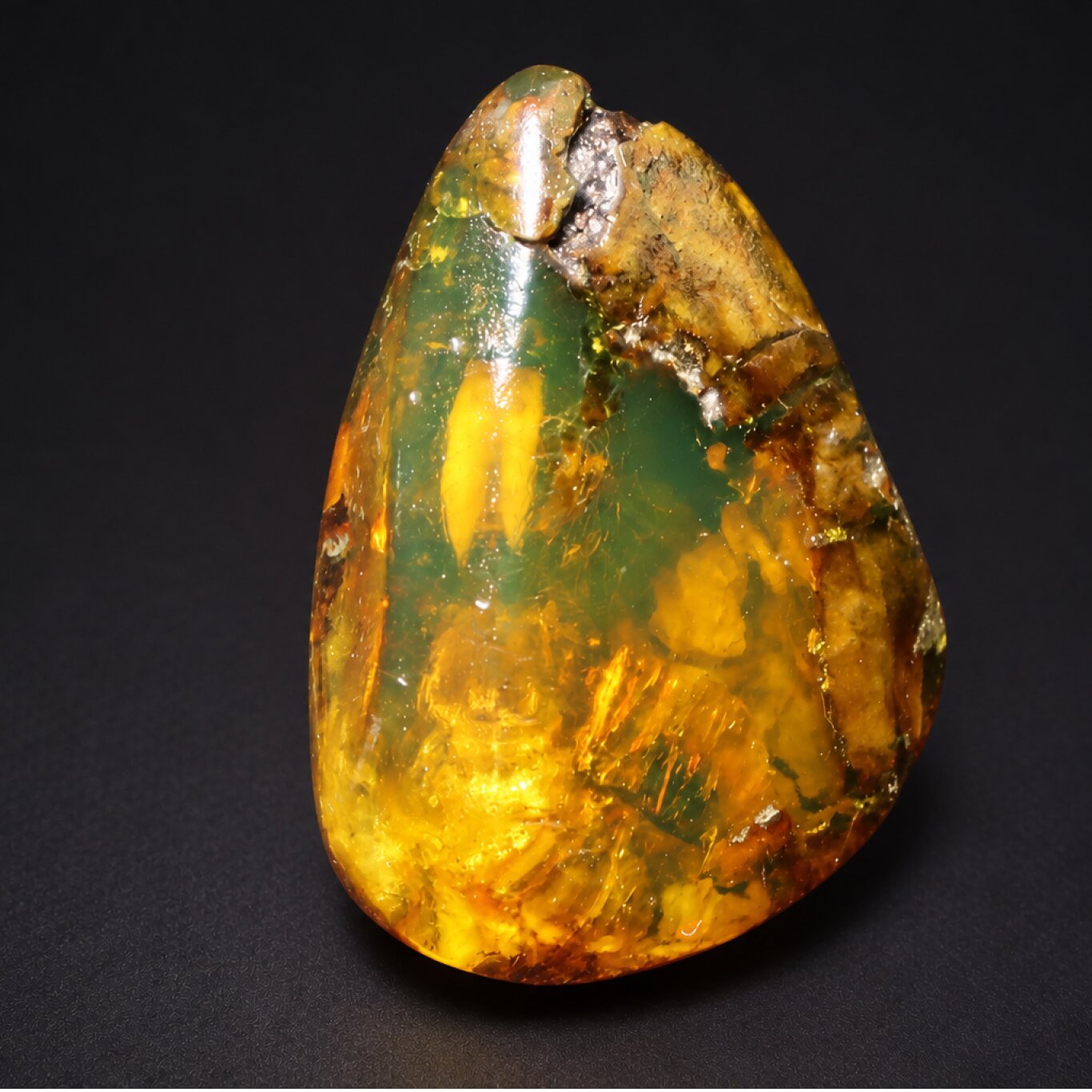 Untreated green orange polished Dominican amber 3.6g