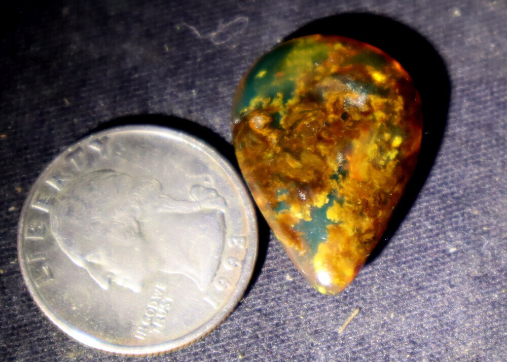 Natural Dominican Transl. Cognac Green Butterscotch Amber Polished Stone 28mm – photo 9