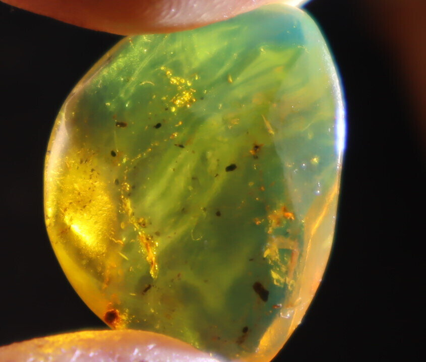 Charming Nat Dominican Clear Light Blue Amber Polished 24mm Stone free drilling – photo 8