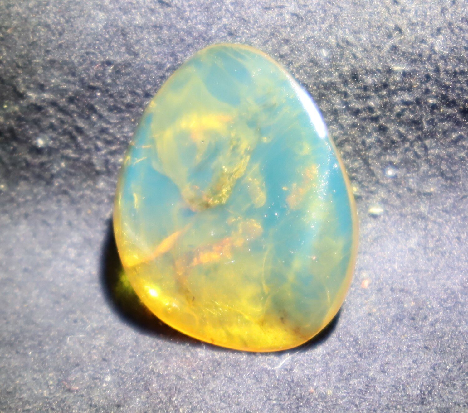 Lovely Natural Dominican Clear Deep Blue Amber Polished Stone 24mm – photo 6