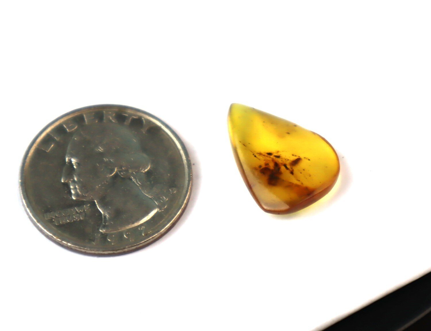 Lovely Natural Dominican Clear Sky Blue Amber Polished Stone 20mm – photo 8