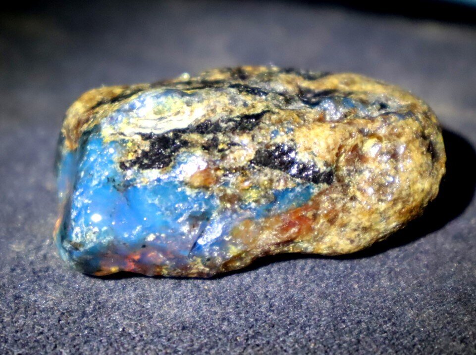 Exquisite Natural Dominican Translucent Deep Blue Amber Rough Specimen 42mm 12.8 – photo 4